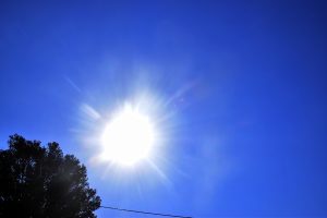 Συνεχίζεται το μικρό καλοκαιράκι: Τους 28-29 βαθμούς έφθασε σήμερα ο υδράργυρος