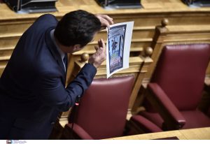 ΒΙΝΤΕΟ ΧΛΕΥΑΣΜΟΥ! Ο Πλεύρης… «ΨΕΚΑΖΕΙ» τους ανεμβολίαστους υγειονομικούς και μιλά για «ΧΑΡΑΓΜΑ ΤΟΥ ΑΝΤΙΧΡΙΣΤΟΥ»