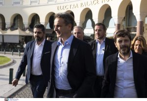 Μητσοτάκης για κηδεία τέως: Θα τελεστεί με το τελετουργικό που επιβάλλεται από την ιστορική του διαδρομή