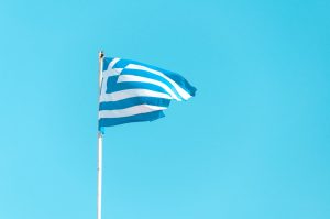 Αλεξανδρούπολη: Εντυπωσιάζει η τεράστια ελληνική σημαία για την 103η επέτειο απελευθέρωσης της πόλης, vid