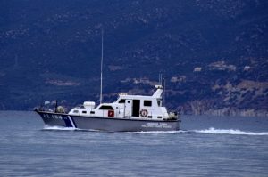 Κέρκυρα-φωτιά: Δεκάδες άτομα απεγκλωβίστηκαν δια θαλάσσης