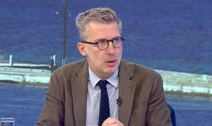 ΟΜΟΛΟΓΙΑ από Υπουργό: “Βλέπω μία κυβέρνηση που ΠΑΡΑΚΟΛΟΥΘΕΙΤΑΙ! Καμία επικοινωνία δεν είναι ασφαλής”, vid