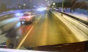 Τραγωδία στη Μόσχα! Οδηγός φορτηγού παρασέρνει και σκοτώνει 10χρονη μαθήτρια, vid