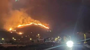 Μεγάλη φωτιά στην Ίμβρο – Για εμπρησμό κάνει λόγο ο δήμαρχος
