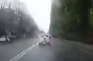 ΞΑΦΝΙΚΑ ΦΛΟΓΕΣ!!! Κάμερα καταγράφει πυραυλικό χτύπημα στο Dnepropetrovsk