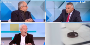 «Είναι ΝΟΣΤΙΜΟΤΑΤΑ»: Δείτε να υμνούν τα ΚΡΕΑΤΑ ΕΡΓΑΣΤΗΡΙΟΥ – Η πιο ΗΧΗΡΗ ΔΙΚΑΙΩΣΗ του Λιακόπουλου