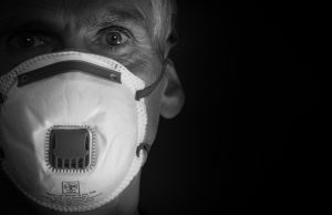 Νέα εκστρατεία τρόμου από τους ειδικούς: «Βαρύς» χειμώνας με γρίπη, RSV και κορωνοϊό