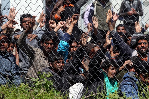 Συναγερμός στον Έβρο: Αναφορά ότι Τούρκοι έσπρωξαν σε ελληνικό έδαφος πάνω από 100 μετανάστες! (video)