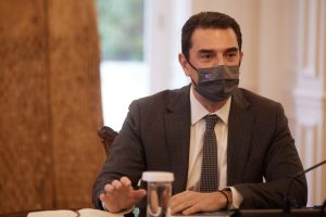 Σκρέκας: “Δεν ιδιωτικοποιείται το νερό – Επιδοτήσεις στο ρεύμα και τον Απρίλιο”
