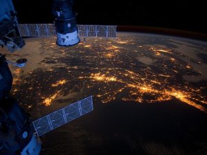 Ούτε οι Πυραμίδες ή το Σινικό Τείχος της Κίνας: Αυτό είναι ορατό από το διάστημα και είναι όλο πλαστικό