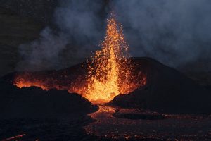 Χαβάη: «Ξύπνησε» το μεγαλύτερο ηφαίστειο στον κόσμο – Σε επιφυλακή η Γεωλογική Υπηρεσία των ΗΠΑ