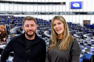 Ανδρουλάκης: Η Εύα Καϊλή πρόδωσε τους ψηφοφόρους και οφείλει να παραδώσει την έδρα της