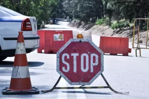 Παραβίασε το “stop” και ακολούθησε σφοδρή σύγκρουση, vid