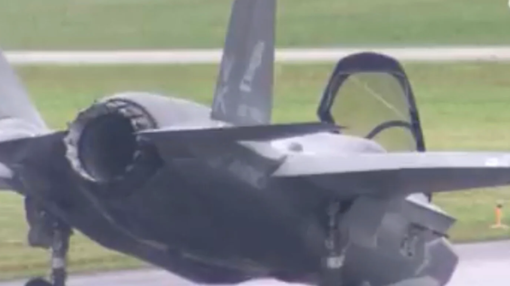 Νέο ατύχημα-ΕΠΟΣ για το πανάκριβο μαχητικό F-35, vid