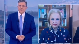 Ο Αυτιάς σχεδόν…”αγιοποίησε” την Παγώνη! Τρελό γέλιο, vid