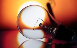 Η ΕΕ αποδεσμεύει 30 εκατ. ευρώ για την αγορά λαμπτήρων LED