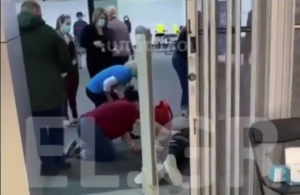 ΤΡΟΜΕΡΟ! Σωριάστηκε ΑΜΕΣΩΣ ΜΕΤΑ την ΤΕΤΑΡΤΗ ΔΟΣΗ: «Είναι ΠΑΙΔΙ», φώναζαν πολίτες – ΒΙΝΤΕΟ