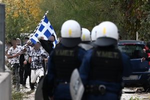 Έκτακτα μέτρα στη Θεσσαλονίκη υπό τον φόβο επεισοδίων – Στον ανακριτή σήμερα ο αστυνομικός που πυροβόλησε τον 16χρονο