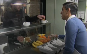 Πολιτικοί-ΜΑΡΙΟΝΕΤΕΣ εκτός τόπου και χρόνου! Ο Σούνακ ρωτάει ΑΣΤΕΓΟ αν…εργάζεται σε επιχειρήσεις, vid