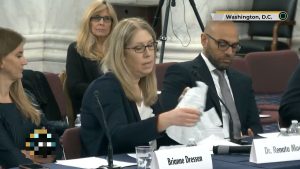 ΜΕΤΑΝΙΩΜΕΝΗ παιδίατρος: «Σκεφτόμουν να δέχομαι μόνο εμβολιασμένους» – Δείχνει ΓΙΑΤΙ άλλαξε άποψη, vid