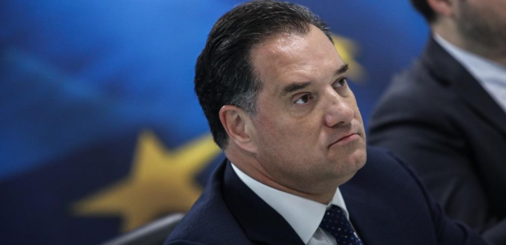 Επίσκεψη Γεωργιάδη σε σούπερ μάρκετ και λαϊκή αγορά – «Είμαστε πολύ ευχαριστημένοι. Είναι πολύ καλές οι τιμές»
