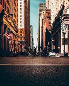 ΗΠΑ: Προειδοποιήσεις προς τις τράπεζες για απάτες με κρυπτονομίσματα