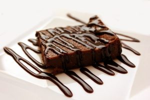 Λαχταριστά brownies χωρίς ζάχαρη και αλεύρι