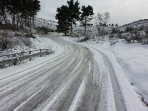 Στα λευκά το Χόλιγουντ και η νότια Καλιφόρνια μετά από δεκαετίες, vid