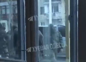 Ουκρανία: Έτσι γίνεται η επιστράτευση – ΒΙΝΤΕΟ