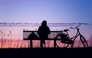 WEF: «ΤΟΞΙΚΗ η ΜΟΝΑΞΙΑ»!! Ετοιμάζουν τους ανθρώπους για τα κοινόβια, vid