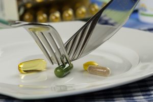 Απαγόρευση πώλησης φαρμάκων: «Προπόνηση» για τα συμπληρώματα διατροφής;;