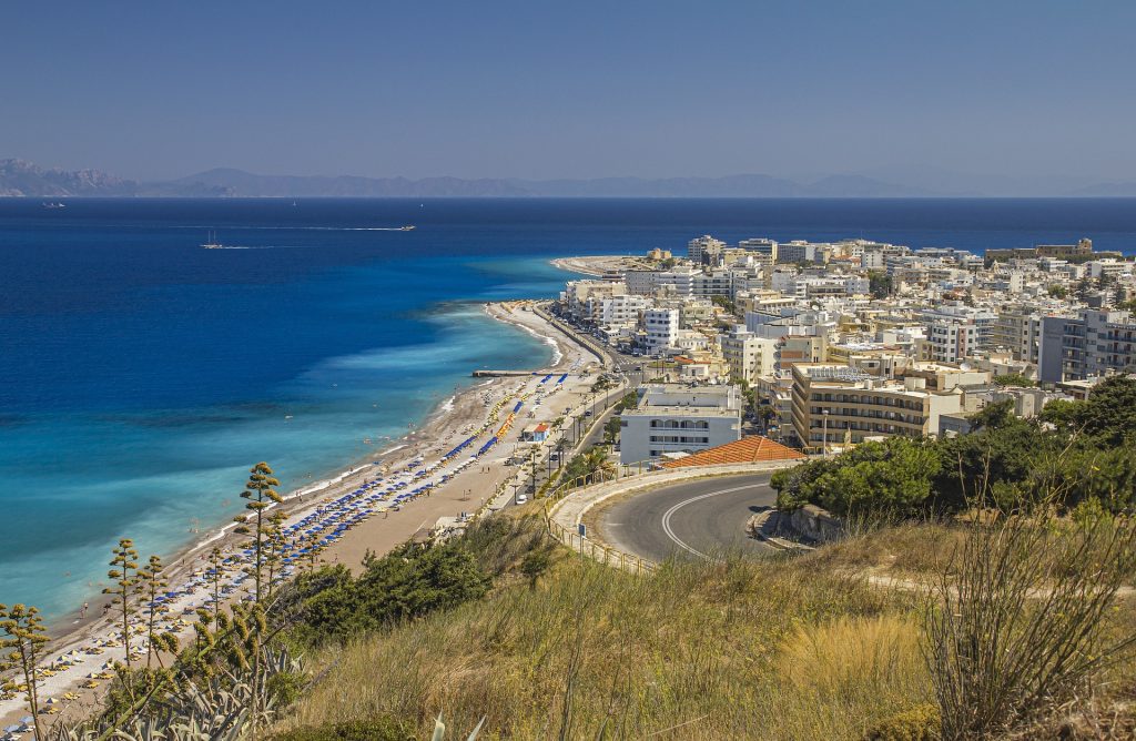 Τον αναζητούσε αστυνομία και εθελοντικές ομάδες της Ρόδου κι εκείνος εντοπίστηκε… μέσα στην τρελή χαρά! Τι είχε συμβεί