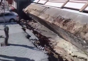 Σπίτια χωρίς καν θεμέλια στην Τουρκία!! – vid
