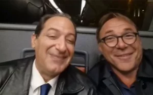 ΤΕΛΟΣ!!!!!!!!!! Κόκκαλης και Σπίρτζης τραγουδούν «Brother Louie» στο Twitter!!! ΑΠΛΑ ΔΕΙΤΕ !!!!!