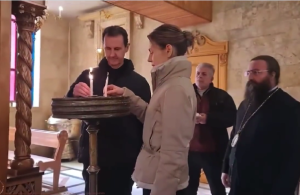 Σε ελληνορθόδοξο ναό άναψε κερί για τους σεισμοπαθείς ο Άσαντ που ΔΕΝ ΒΟΗΘΗΣΕ η Ελλάδα, vid