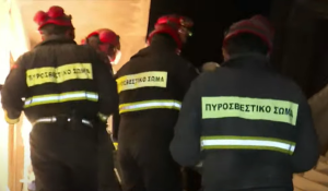 Ακόμα μία νίκη για την ΕΜΑΚ – Δραματικός απεγκλωβισμός νεαρής γυναίκας που έμενε για ώρες στα ερείπια, δείτε ΒΙΝΤΕΟ