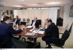 ΦΩΤΟΓΡΑΦΙΑ ΤΟΥ ΥΠΟΥΡΓΟΥ ΥΠΟΔΟΜΩΝ ΚΑΙ ΔΥΚΤΙΩΝ ΚΩΣΤΑ ΚΑΜΑΝΛΗ
