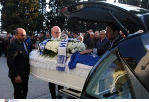 Τέμπη: Πολύς κόσμος και στην κηδεία του 22χρονου αθλητή Ιορδάνη Αδαμάκη, vid