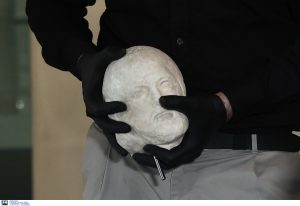 Στην θέση τους ξανά τα τρία θραύσματα του Παρθενώνα από το Βατικανό