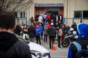 «Πού είναι το κορίτσι μου;;;» – ΚΡΑΥΓΗ από γονείς στη Λάρισα – 36 σοροί δεν έχουν ταυτοποιηθεί, vid