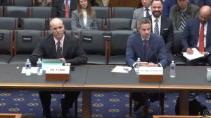 ΜΕΓΑΣ ΣΕΙΣΜΟΣ οι αποκαλύψεις στο Κογκρέσο: Έτσι ΕΚΡΥΒΑΝ τις παρενέργειες των εμβολίων – ΒΙΝΤΕΟ