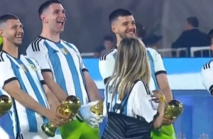 Αργεντινή: Το έκανε ξανά ο Ντίμπου Μαρτίνες! Ο προκλητικός πανηγυρισμός του, vid