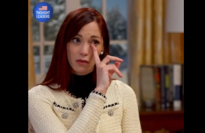 Τι έπαθε μετά το εμβόλιο Moderna λέει με δάκρυα στα μάτια πρώην μέλος των Pussycat Dolls, vid