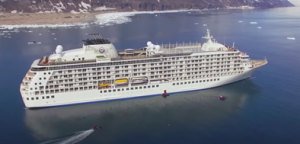 Θεσσαλονίκη: Στο λιμάνι της πόλης έδεσε το κρουαζιερόπλοιο «The World»