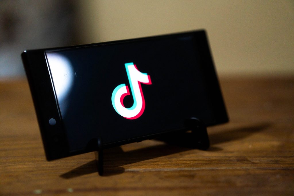 Το TikTok είναι κινεζικό. Γιατί δεν υπάρχει στην Κίνα;