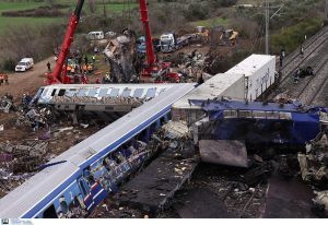 Πλεύρης για Τέμπη: Δεν υπάρχει απαγόρευση στους συγγενείς να ανοίξουν το φέρετρο ή να κάνουν νέο τεστ DNA