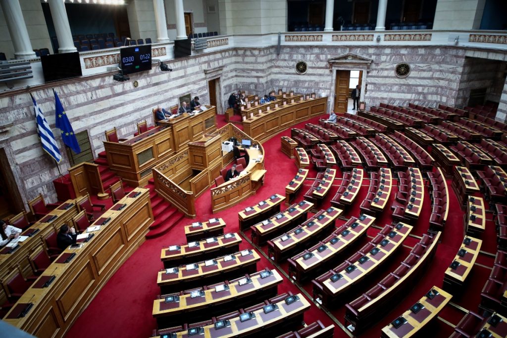 Βουλή-φορολογικό: Αίτηση ονομαστικής ψηφοφορίας από τον ΣΥΡΙΖΑ