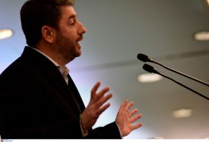 Ανδρουλάκης κατά Τσίπρα: «Πρέσπες του Αιγαίου και Α. Παπανδρέου δεν πάνε μαζί»