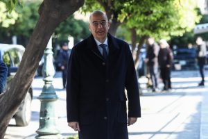 Ο Δένδιας σε Νότια Αφρική και Μοζαμβίκη – Θα τους στείλει…δώρο εμβόλια;;