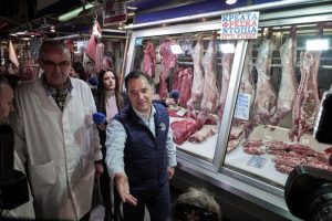«Λογικές τιμές» το Πάσχα «είδε» ο Άδωνις Γεωργιάδης